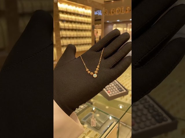 عقد ذهب الفيروز الساحر بلمسة ذهبية- عيار21.