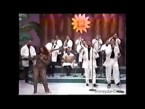 Irisneyda - Ámame Una Vez Más (El Show De Las 12) *En Vivo