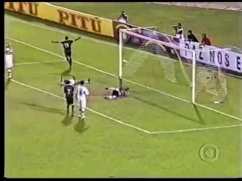 Romário (Vasco) - 27/02/2002 - Santa Cruz 1x2 Vasco - 1 gol