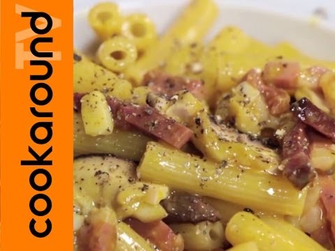 Sedani alla carbonara con porcini e speck