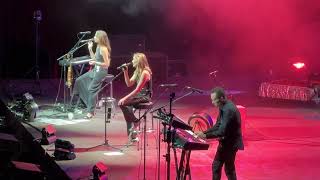 Download lagu The Corrs Sydney Concert - No Frontiers (Live 2023) mp3