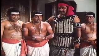 Guru shishyaru Kannada Movie | Theif enter Guru\'s House comedy | Kannada Comedy | Dr. Vishnuvardhan
