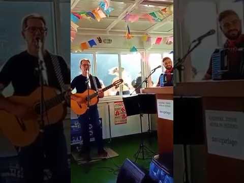 Passeio em família no Catamarã das Termas em Marcelino Ramos Rs.