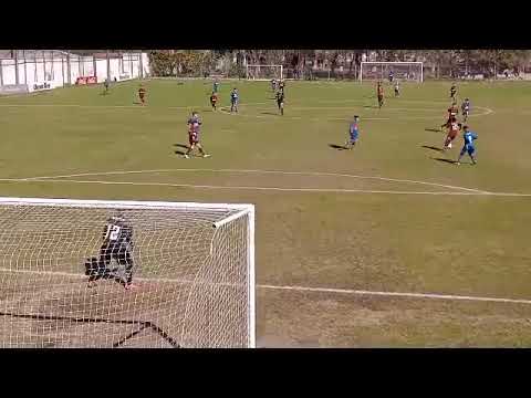 segundo gol de ian.cura a tigre vs lanus 2011