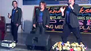Download lagu Elexis Trio - Jembatan barelang (live performance in Medan) mp3