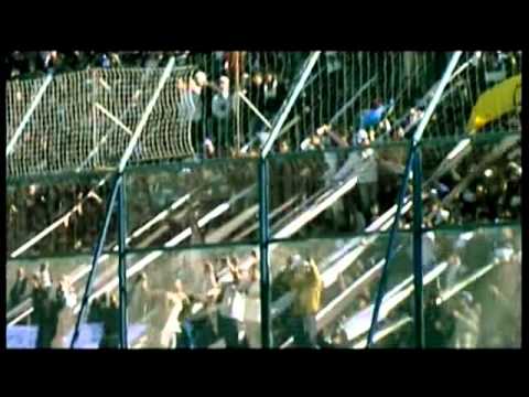 "La Locura, El Descontrol y La Alegria" Barra: La Banda de Fierro 22 &bull; Club: Gimnasia y Esgrima