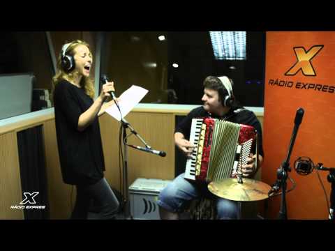 Katka Knechtová - Wake Me Up cover LIVE