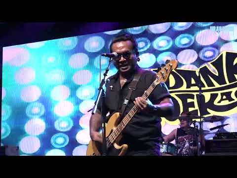 ENDANK SOEKAMTI - Dinda