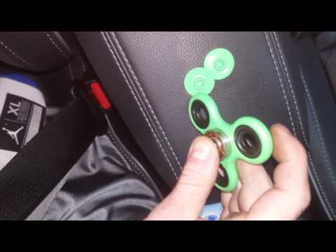 How to disassemble a Fidget Spinner