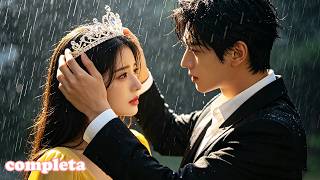 Minha família me expulsou por minha irmã, mas fui adotada pela mais rica e virei mimada por todos!