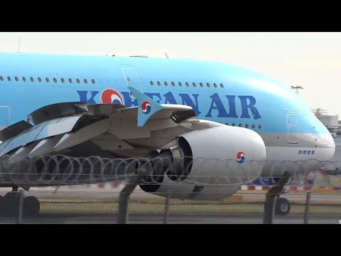 [CLOSE-up] London Heathrow Airport Plane Spotting SUMMER 2017 (Landing)