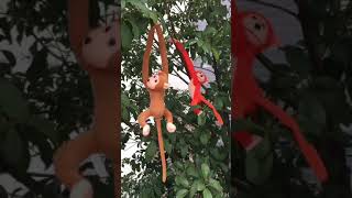 Plyšová opička na zavěšení dlouhá 70cm