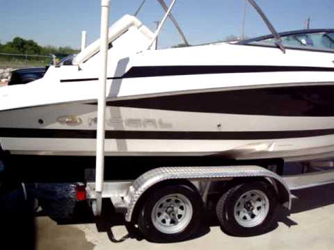 2004 Regal 2250 Cuddy by CG Marine International