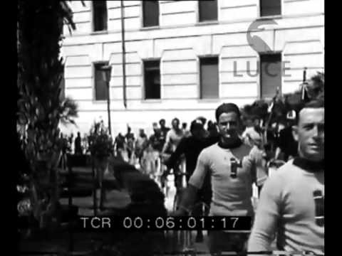 A Roma l'adunata dei dopolavoristi ferrovieri ciclisti