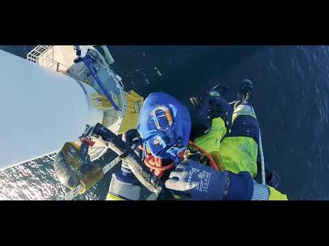 Day in the life of a Rope Access Wind Turbine Blade Technician
