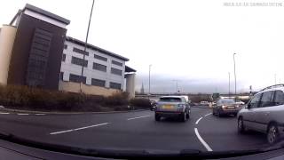Horns Bridge Roundabout - near miss!