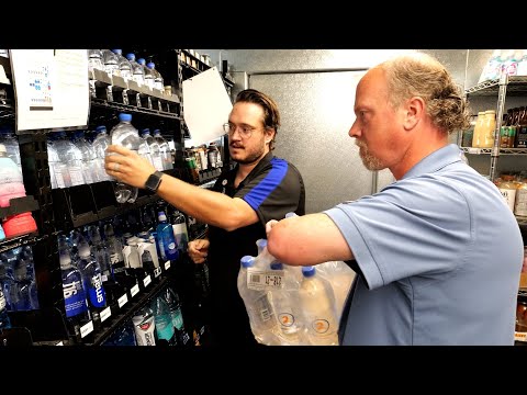 I learn what it takes to work at convenience store gas station