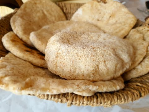 Arabic bread  / aish beledi - made at home, easy and healthy