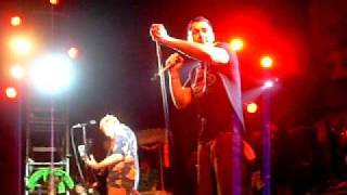 She don&#39;t want to rock- Zebrahead-live in Italy-2011