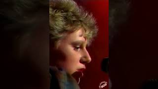 COCTEAU TWINS - Musette And Drums (En Vivo, 1984)