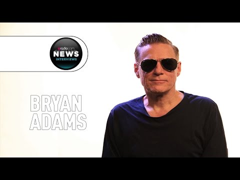Bryan Adams: “I Would Have Loved To Have Been In a Band”