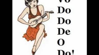 Video thumbnail for Martin Baritone Ukulele Style 51 by fiffoff