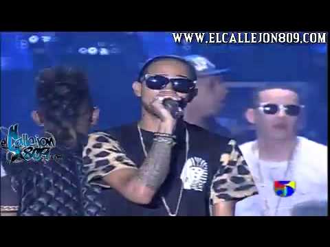 Daddy Yankee, Mozart La Para, Black Point, Cromo X, Jacool, Secreto    La Para de tu Coro En Vivo
