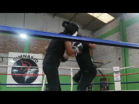 guanteo gimnasio Pablo Chacon