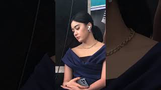 Download lagu Tiara amora tidur ada masih cantik #dangdut #koleksilagudangdut #lagudangdutlawasenakdidengar mp3