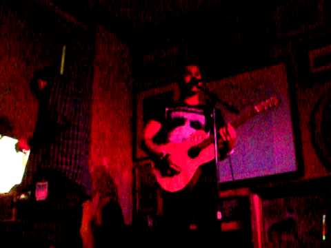 Braxton  Olita Acoustic Show - Soundcheck part 1 - Minnepolis MN 10.26.2010