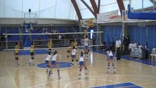 preview picture of video 'Rainbow Citta di Aprilia - Volley Valmontone 3° SET'