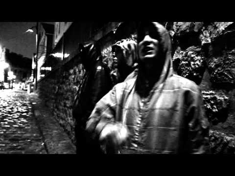 Le Gouffre Présente: Hugo Tsr - Marche Arriere