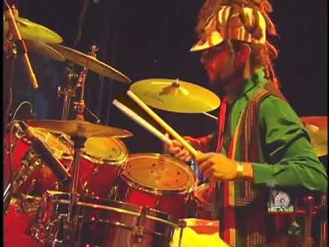 Leões de Israel - Me Gwaan / Ouça a Profecia (Rebel Salut - 2006)