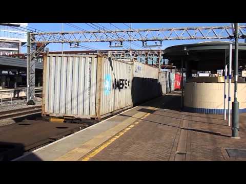 90048 4M81 Stratford 18/02/15