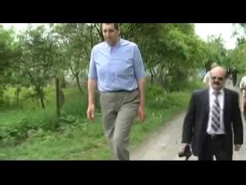 World’s tallest man Ukrainian Leonid Stadnyk passes away: 8 foot 4 inch giant was just 44