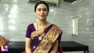 Kausalya Interview @ Poojai Movie Experience and | Hari | Vishal | Shruti Haasan video