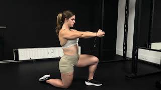 Half-Kneeling Banded Pallof press