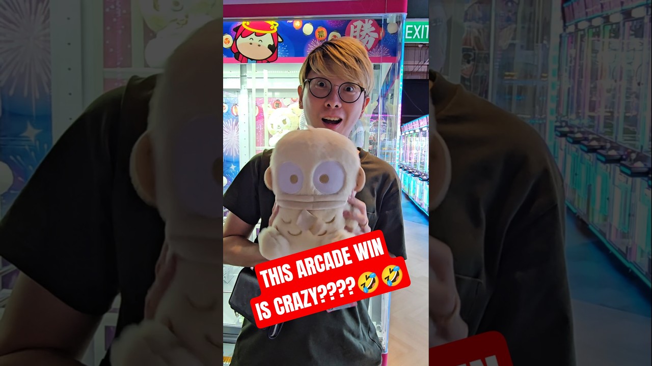 🚨EASIEST🚨 Sanrio Claw Machine WIN at Cow Play Cow Moo Seletar Mall #Sanrio #ClawMachine #arcade
