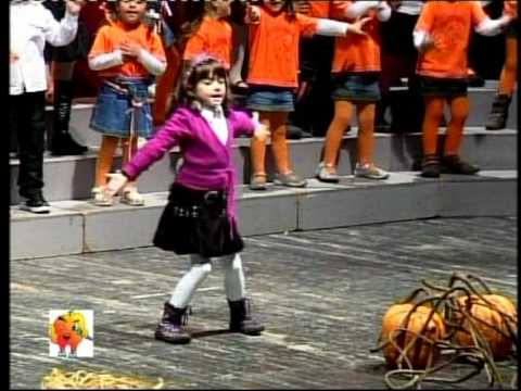 JABOLCINJA - MIHAELA TRAJKOSKA - BARBIKA.mpg