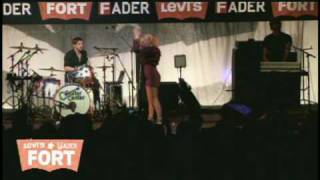 Little Boots, &quot;Mathematics&quot; Live at The Levi&#39;s/FADER FORT