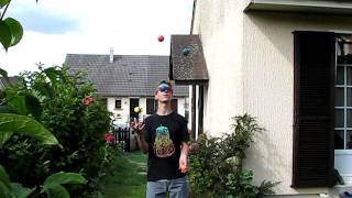 preview picture of video 'Jonglage 5 balles :D'