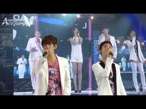 [Fancam]120818 SMTown Concert in Seoul - Dear my family {D.O & Baekhyun Focus}.mp4
