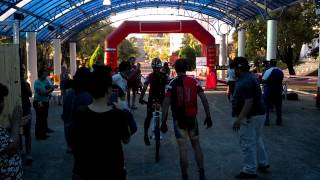 preview picture of video 'Chegada ciclistas UltraMTBPepiri 2015 San Pedro/São Miguel do Oeste'