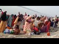 Live Ganga Ghat Snan Videoooo गंगा में नहाते हुवे भक्त ज�