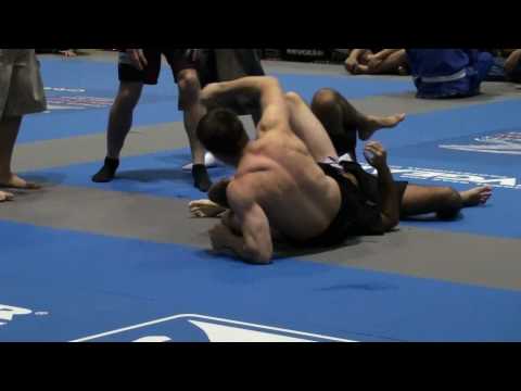 Submission #843 - Diego Moraes vs Jordan Schlutz GQ