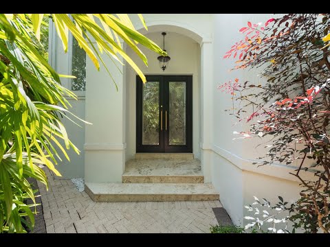 The Jills Zeder Group presents 7251 SW 47th Ct, Miami, FL 33143, USA