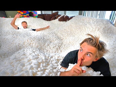 HIDE AND SEEK IN 10,000,000 PACKING PEANUTS! *impossible to find*