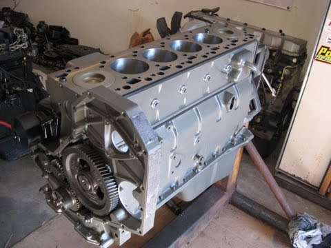 5.9 Cummins Mahle Clevite Build Part 2