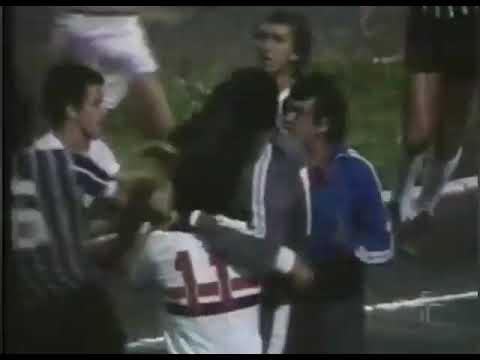 Serginho Chulupa (São Paulo) - 21/11/1979 - São Paulo 1x2 Corinthians - 1 gol