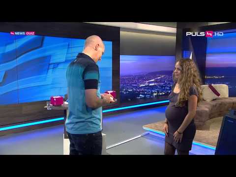 Live-Heiratsantrag beim PULS 4 News Quiz